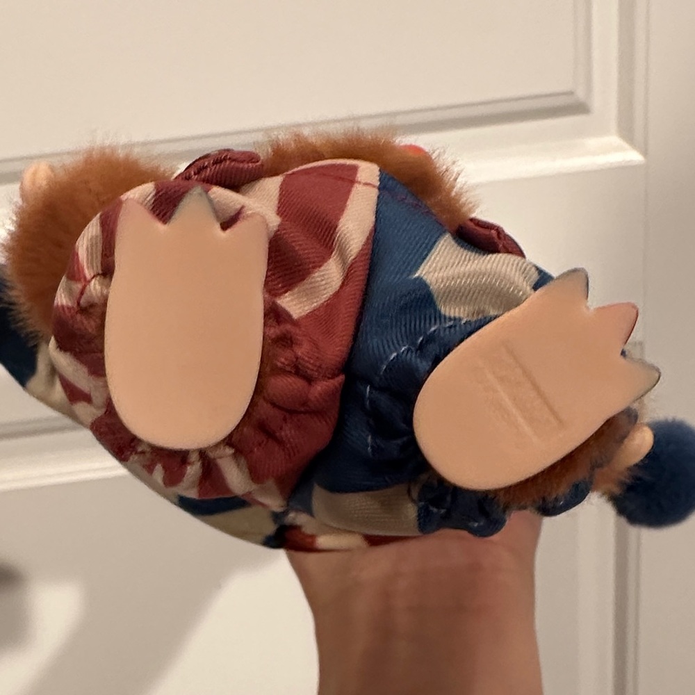 Whys So Serious Plush Pendant - Juggling Clown 🤡 - Picture 4 of 6